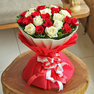 Elegant Affection - Rose Bouquet Online Delivery